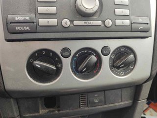 MANDO CALEFACCION / AIRE ACONDICIONADO FORD FOCUS BERLINA (CAP) 69607324 1134987