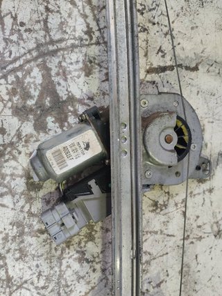 ELEVALUNAS DELANTERO DERECHO CITROEN C3 400618F 1245361