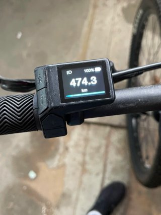 Bicicleta Eléctrica Giant Negra