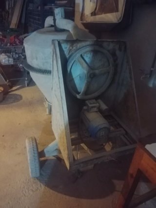 Hormigonera Eléctrica 250L