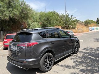 Toyota RAV4 2017