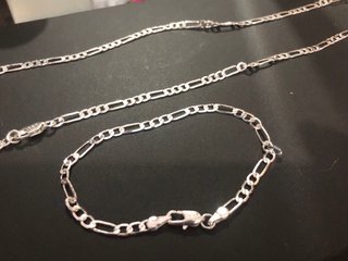 Juego de Cadena y Pulsera