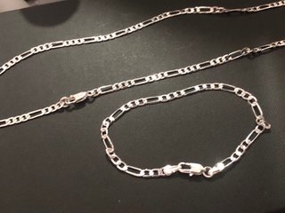 Juego de Cadena y Pulsera