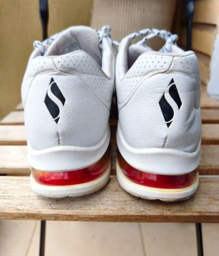 Zapatillas Skechers Uno 2 - Floating love.