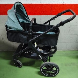 Carrito bebé con maxicosi
