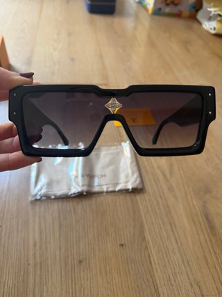 Gafas Louis Vuitton Negras y Doradas