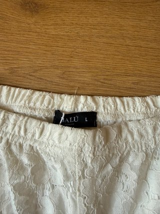 Pantalones de encaje blancos