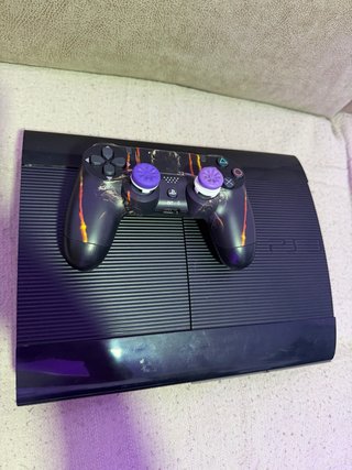 PS3 Super Slim 500GB + Mando PS4
