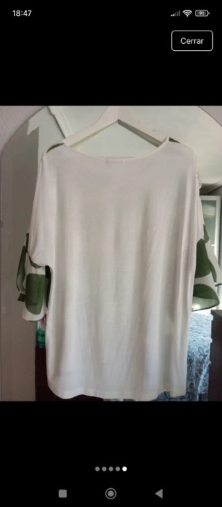 Blusa blanca lunares verdes