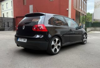 Volkswagen Golf GTI V