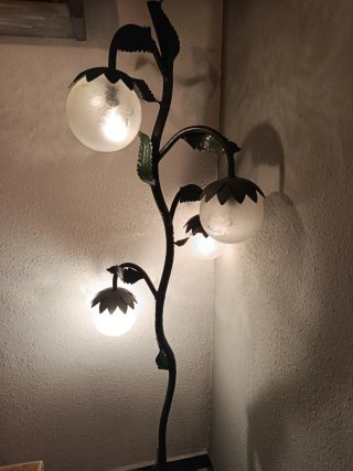 Preciosa lámpara no hay otra igual.