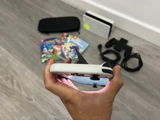 Nintendo Switch OLED+JUEGOS Y ACESORIOS ORIGINAL
