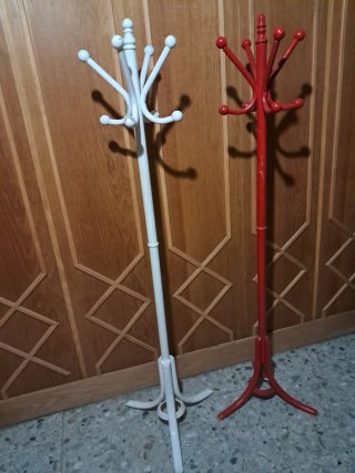 2 Percheros Vintage Madera