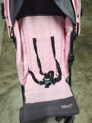 Carro de bebé rosa