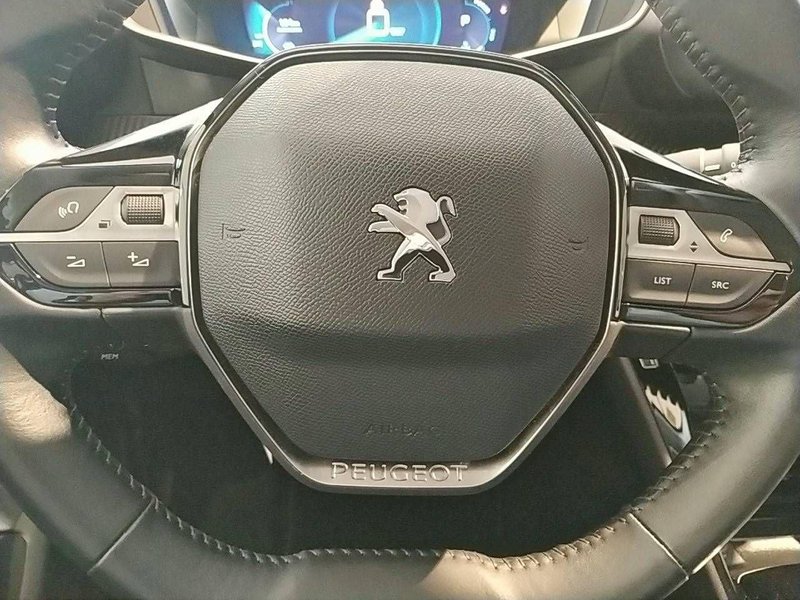 Peugeot e-208 2020, foto 25
