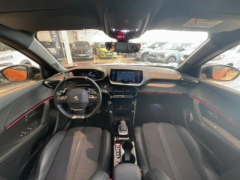 Peugeot 2008 2020, foto 8