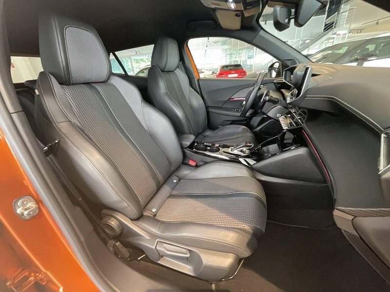 Peugeot 2008 2020, foto 18
