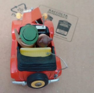 Mebetoys A35 Yogi Bear auto