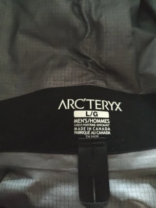 Chaqueta Arc'teryx Alpha SV Gore-Tex Pro Negra