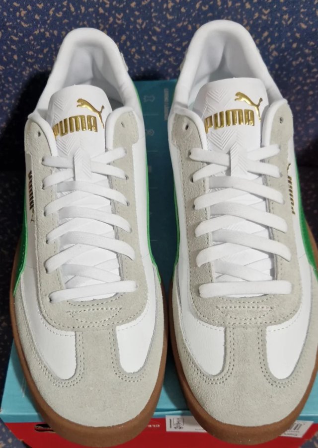 Zapatillas Deportivas Puma Club II Era Dorada.