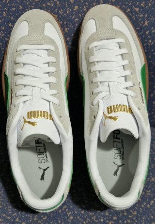 Zapatillas Deportivas Puma Club II Era Dorada.