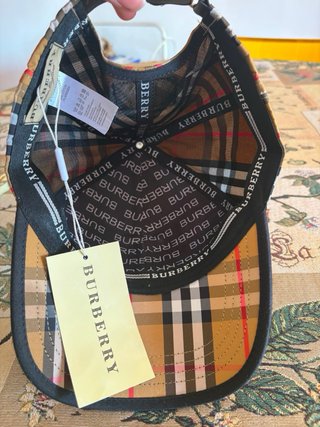 Cappellino Burberry Beige Check