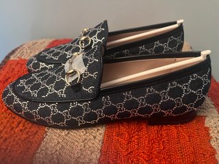 Mocassini Gucci blu con cristalli