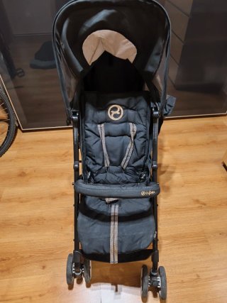 Passeggino Cybex Nero. Con sacco invernale in regalo