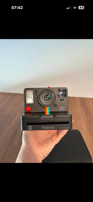 Polaroid One Step+