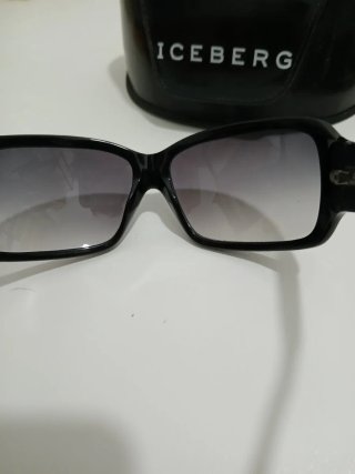 Occhiali da sole vintage Iceberg neri/grigi