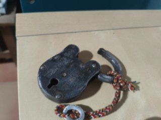 2 Candados Antiguos con Llaves