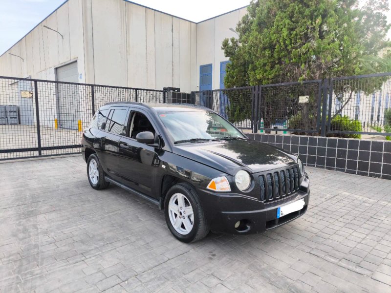 Jeep Compass 2010 - foto 1
