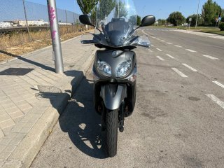 Yamaha Xenter 125cc Gris + Extras