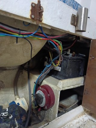 Barco con remolque Taylor 50