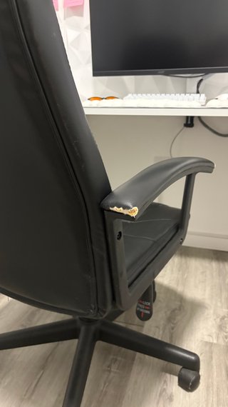 Silla de oficina u escritorio de color negro