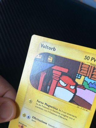 Carta pokemon Voltorb 113/144, set Skyridge.