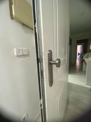 Puerta blindada + marco