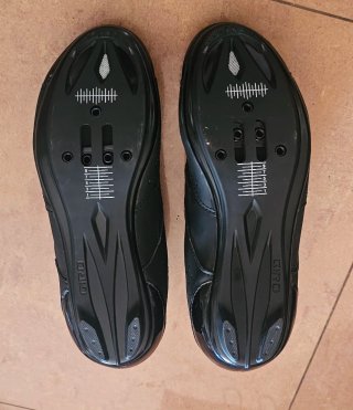 Zapatillas Ciclismo Giro Savix 2 Negras  37