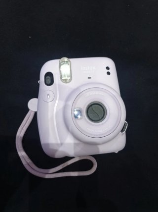 Fujifilm Instax Mini 11 lilla