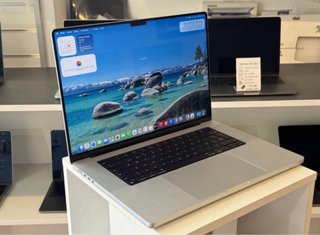 MacBook Pro 16” M1 Pro – 16 GB RAM – 1 TB SSD  ES