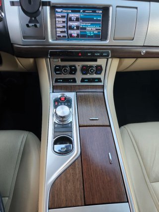 Jaguar XF 2014