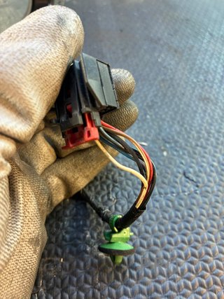 010880 Retrovisor derecho Volkswagen golf V