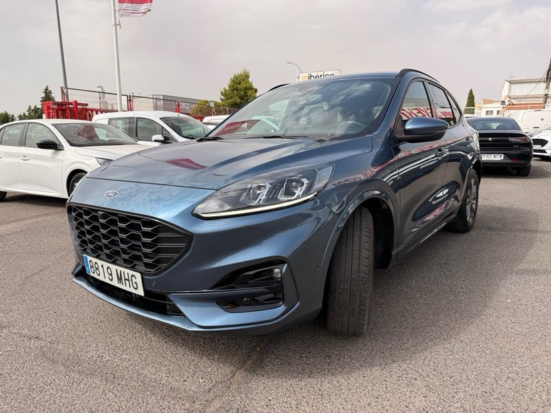 Ford Kuga ST-Line 1.5 EcoBoost 2023, foto 3