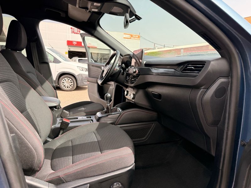 Ford Kuga ST-Line 1.5 EcoBoost 2023, foto 22