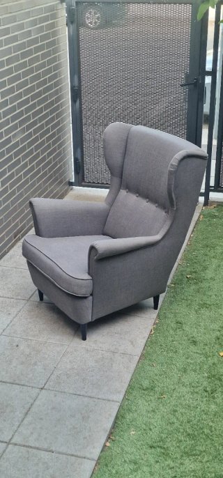 Ikea strandmon sillón orejero gris oscuro