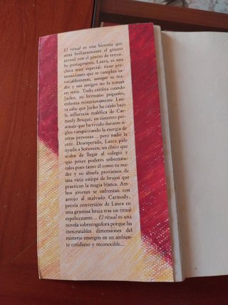 Lote 2 libros literatura juvenil