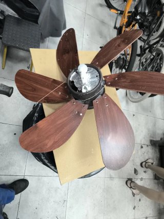 Ventilador techo con luz