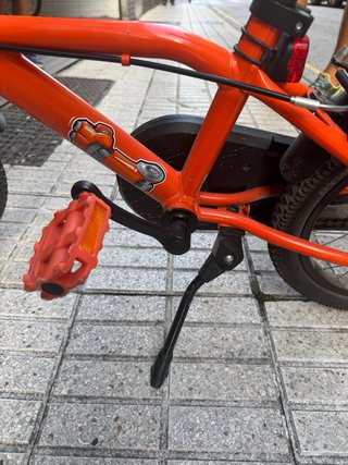 Bicicleta infantil naranja 16 pulgadas