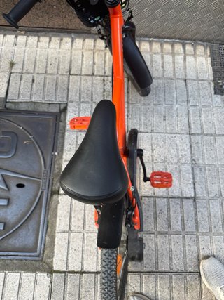 Bicicleta infantil naranja 16 pulgadas