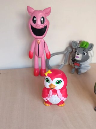 Figuras de colección variadas